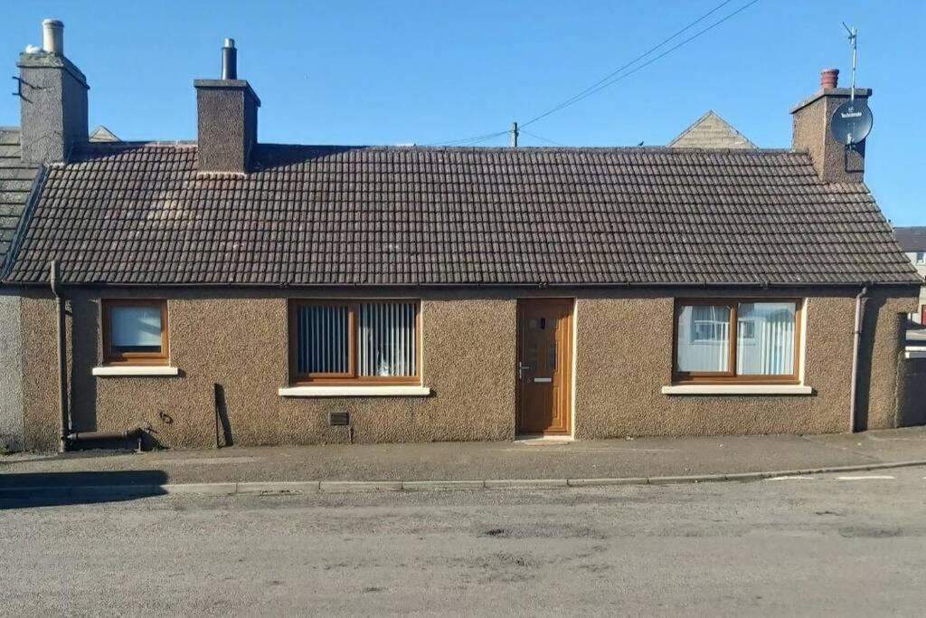 5 Riverside Place Thurso. 2 Bed, 2 Bathrooms. מראה חיצוני תמונה