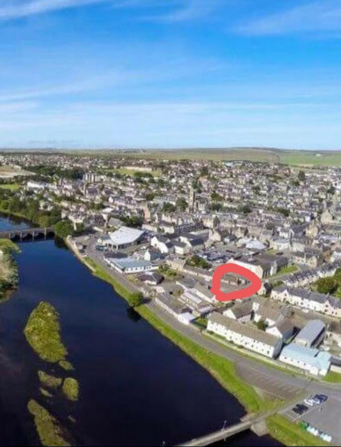 5 Riverside Place Thurso. 2 Bed, 2 Bathrooms. מראה חיצוני תמונה