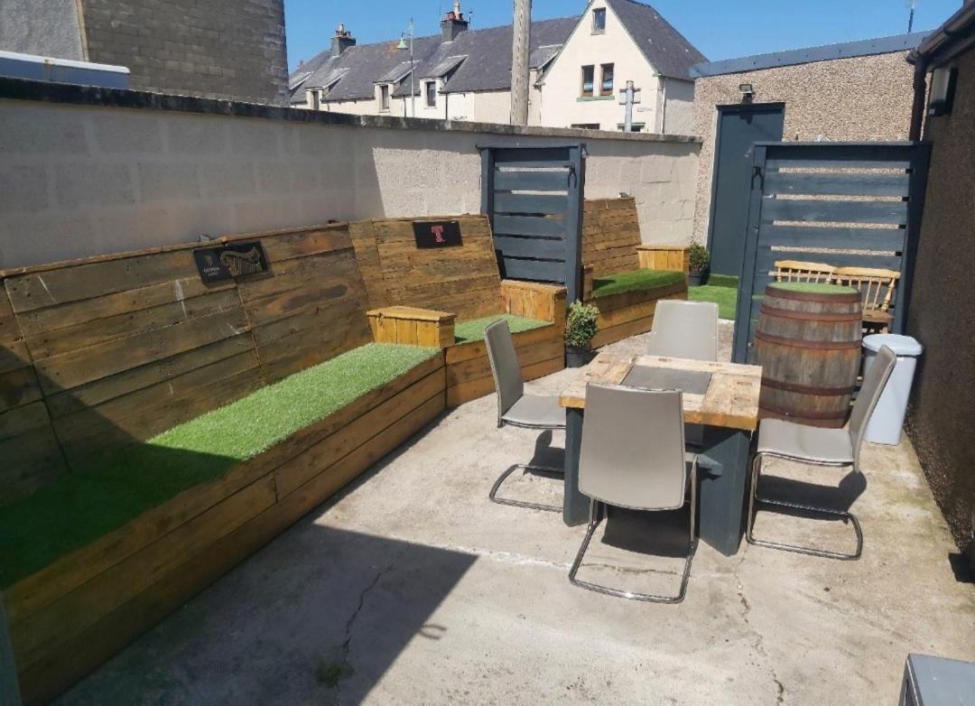 5 Riverside Place Thurso. 2 Bed, 2 Bathrooms. מראה חיצוני תמונה