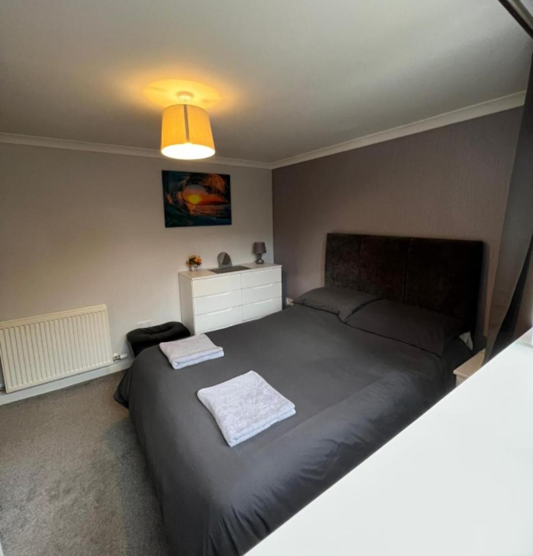 5 Riverside Place Thurso. 2 Bed, 2 Bathrooms. מראה חיצוני תמונה